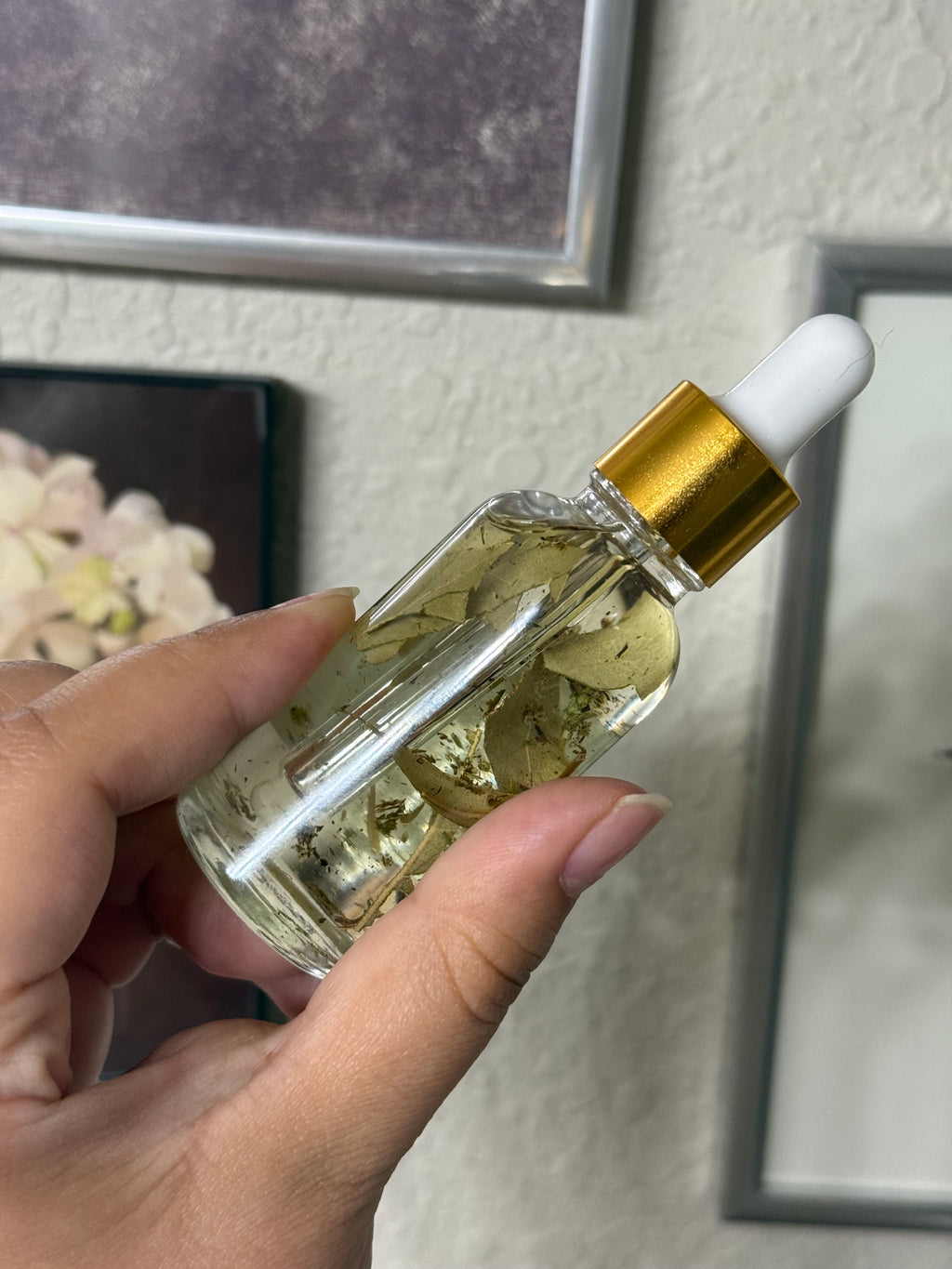 Hekate Oil
