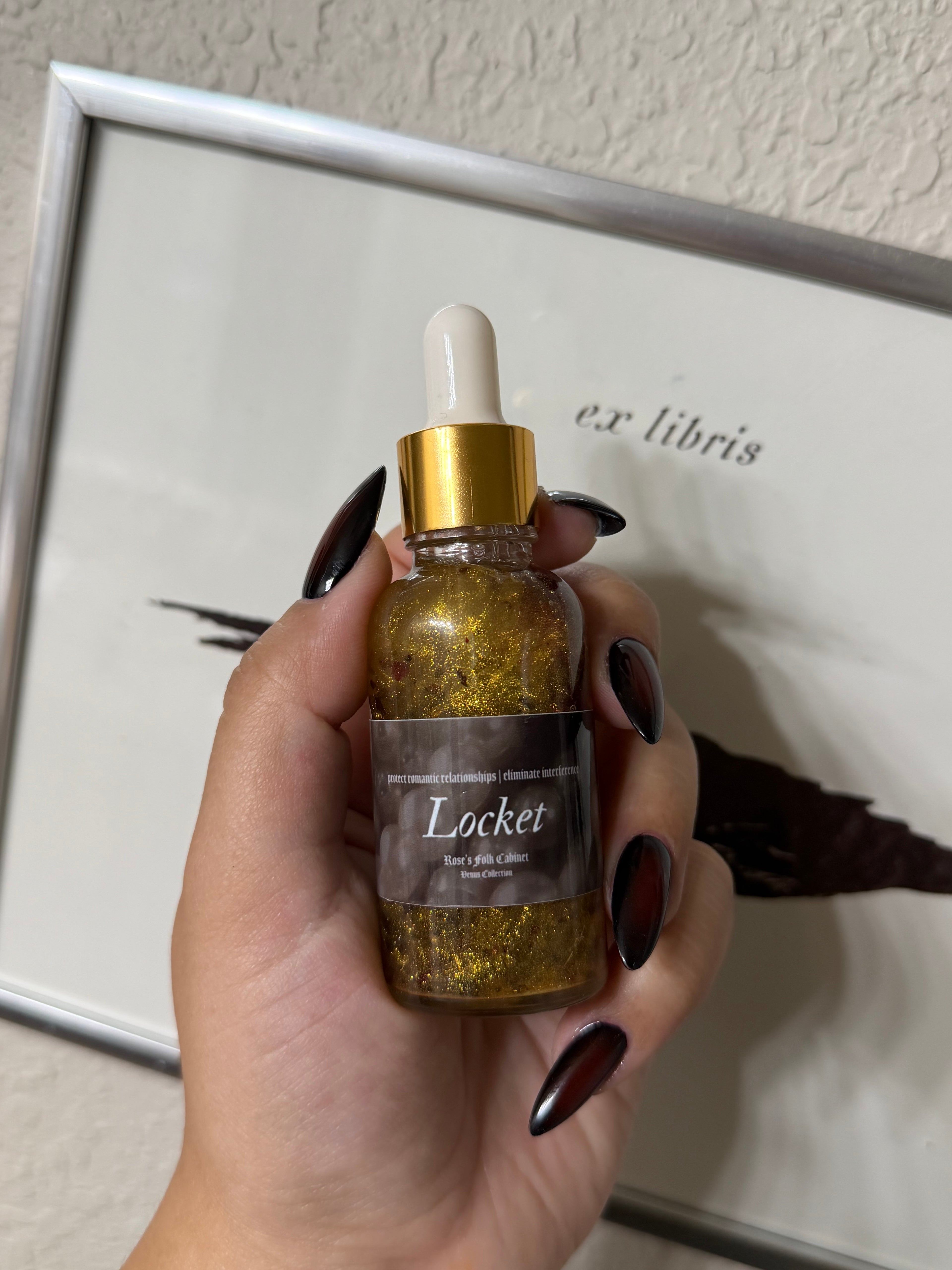 Locket: Relationship Ward Conjure Oil