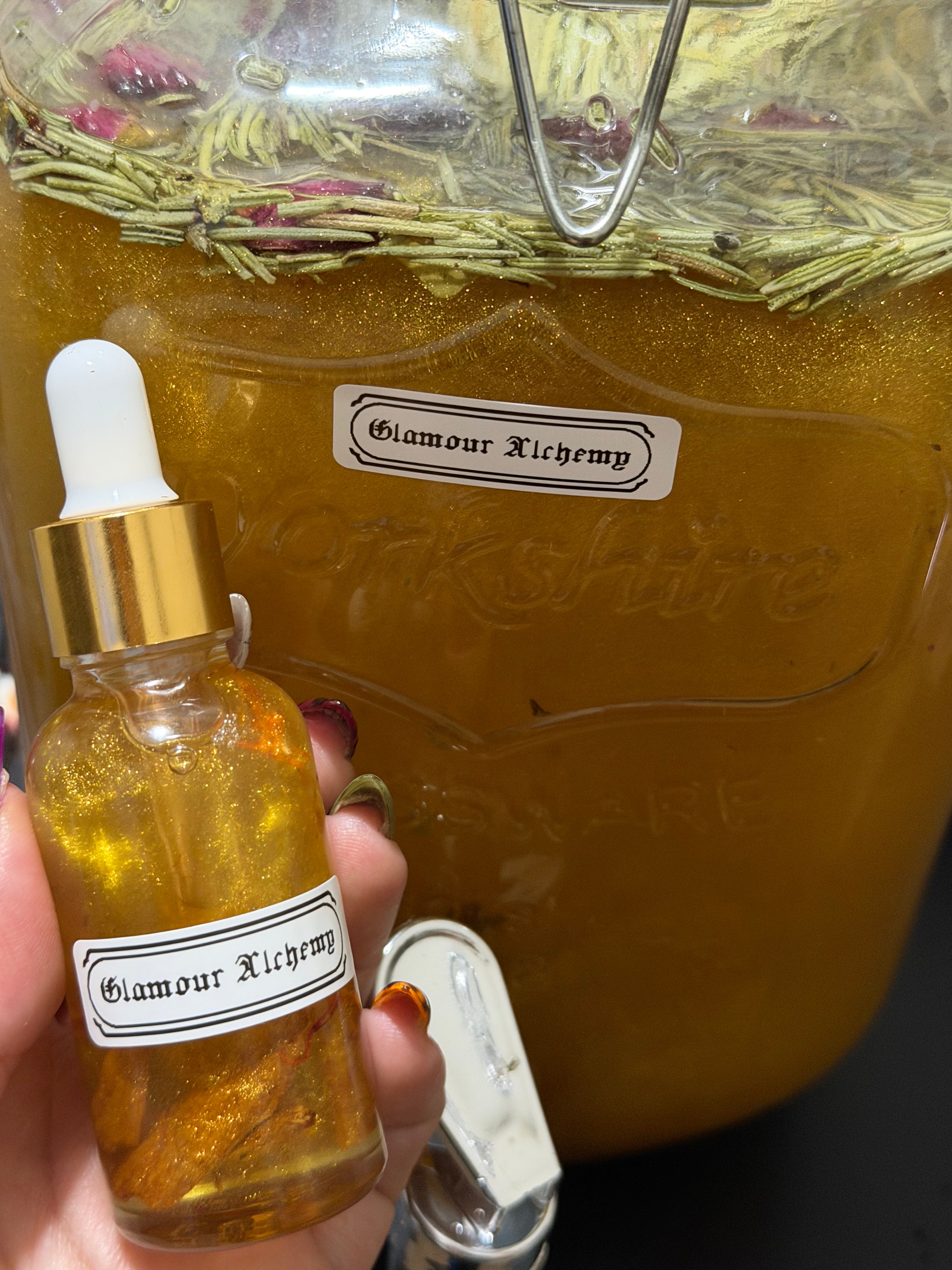 LIMITED Glamour Alchemy Transmutation Oil